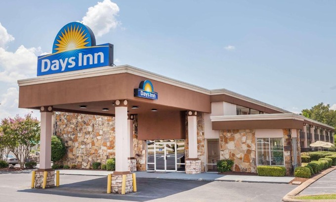 Jackson Hotel | Days Inn by Wyndham Jackson