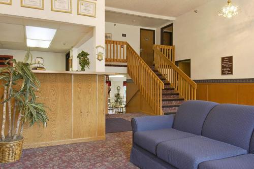 West Omaha Hotel | Days Inn by Wyndham Omaha - West Dodge