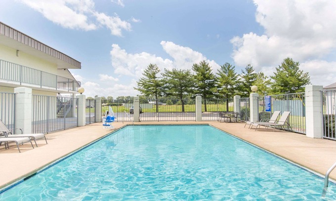 Ripley Hotel | Days Inn by Wyndham Ripley