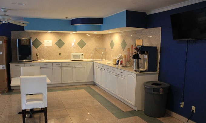 SeaTac Hotel | Days Inn by Wyndham Seatac Airport