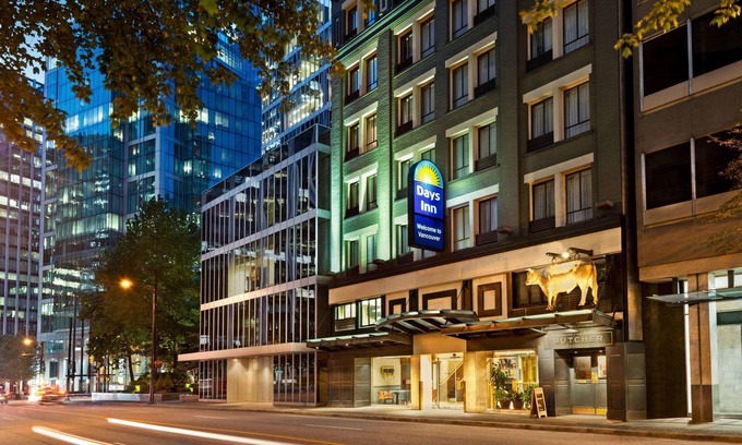 Central Hotel | Days Inn by Wyndham Vancouver Downtown