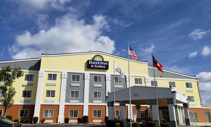 Union City Hotel | Days Inn & Suites by Wyndham Union City
