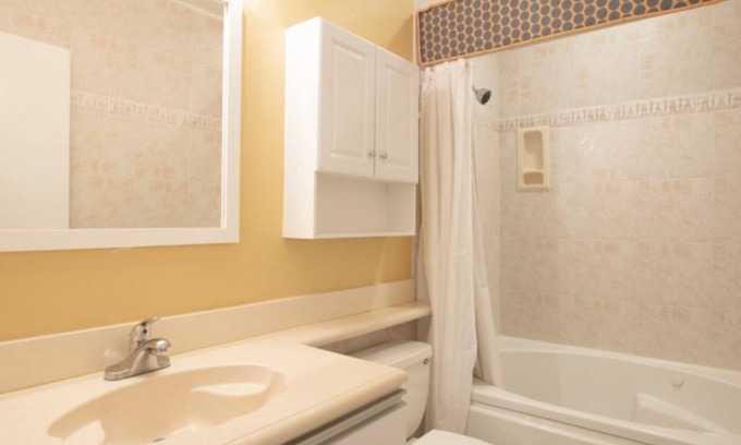 South Peninsula Historic District Villa | Daytona Beach-nHarbour Beach Resort