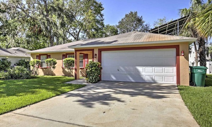 Holly Hill House | DAYTONA “PICTONA” 3BR/2BA POOL HOME, NASCAR/ROLEX/TURKEY RUN/LPGA GOLF TOO!