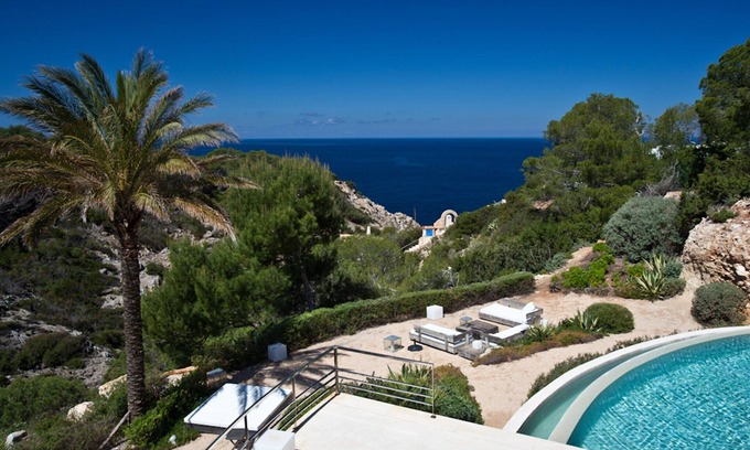 Cala Vadella Villa | Dazzling Ibiza Villa | Villa Peverell | 3 Bedrooms | Private Beach | Spacious.
