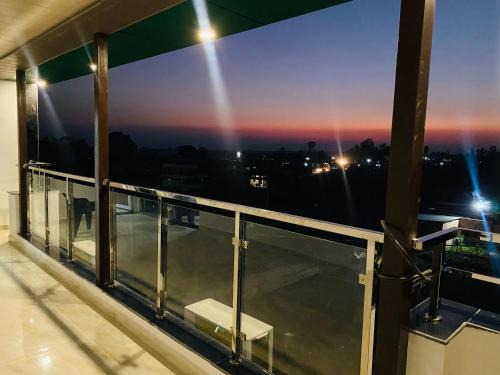 Dehradun House | DE AERO SUITES Near Dehradun Airport