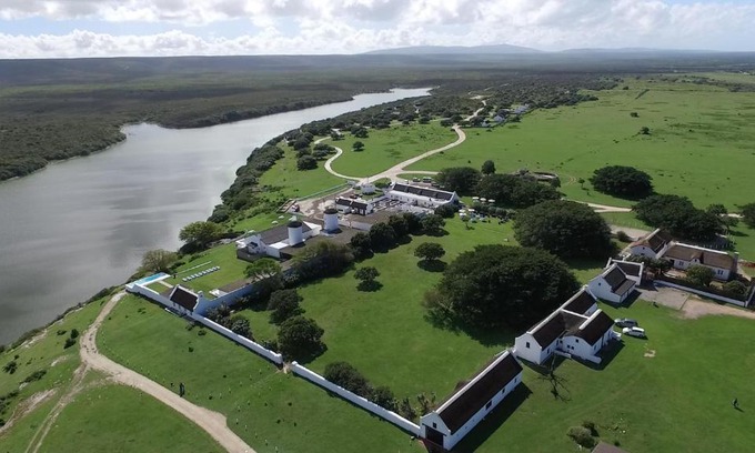 Overberg Resort | De Hoop Collection - Vlei Cottages