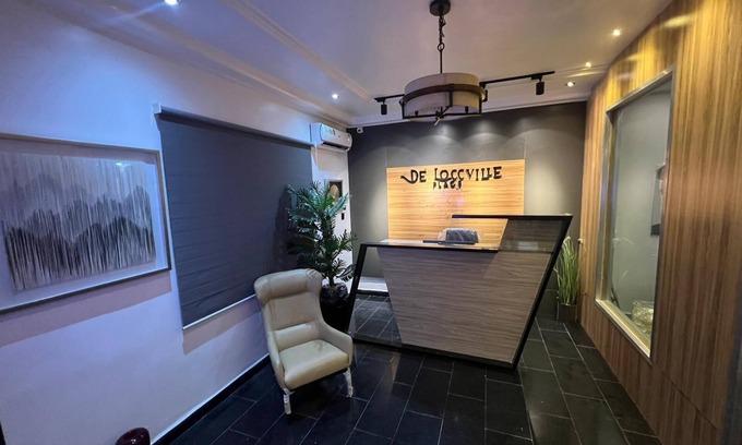 Port Harcourt Hotel | De Loccville Place