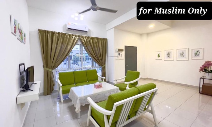 Sepang House | De Qasturee KLIA@Kota Warisan homestay nearest to airport