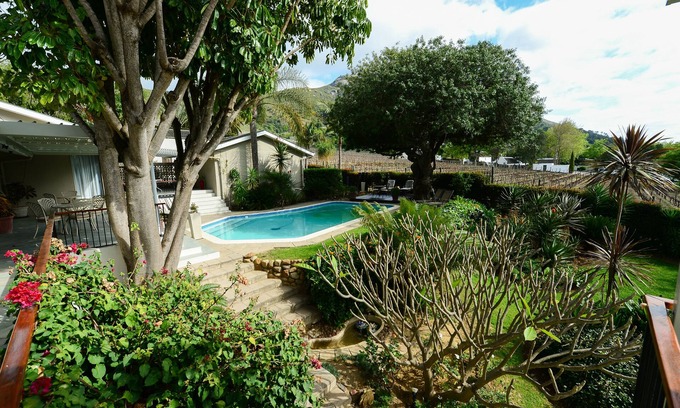 Paarl Bed & Breakfast | De Wingerd Wijnland Lodge
