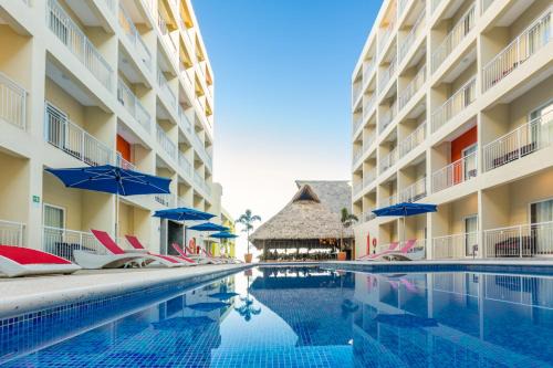 Rincon de Guayabitos Resort | Decameron Isla Coral Guayabitos, Ramada All-Inclusive Resort