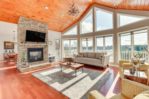Long Pond House | Deck and Lake View Spacious Long Pond Home!