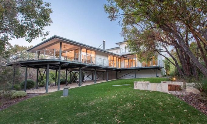 Eagle Bay House | Deck House I Private Properties