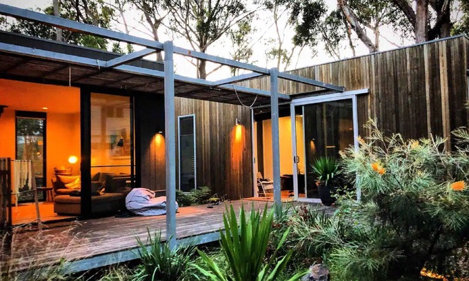 Bendalong House | Dee Beach House located in North Bendalong