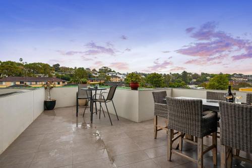 Dee Why Apartment | Dee Why Sky High - A Radiant Coastal Couples' Refuge