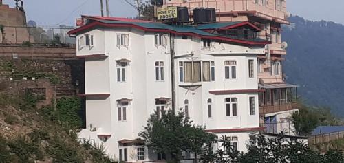 Shoghi House | Deep Jyoti Home Stay