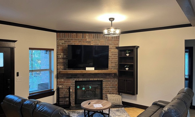 Norman Cabin | DEER LAKE CABIN NEWLY BUILT with Fireplace