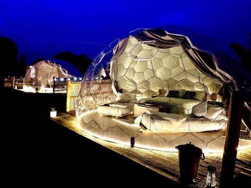 Earby Other | Deerstone Glamping-Pinhaw Beacon dome Hot tub