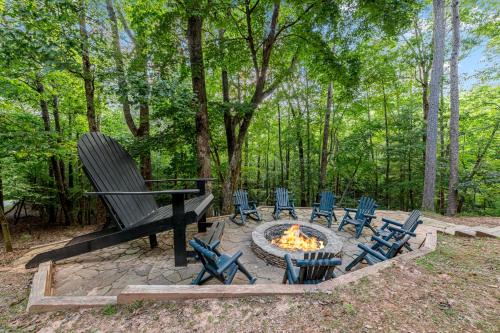 Ellijay House | DeerWoodsLodge DOT com-Ellijay Coosawattee River-Sleeps 16-ARCADE-Hot Tub-Fire Pit-Winery's