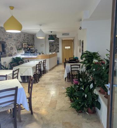 Santu Lussurgiu Bed & Breakfast | Deiana affittacamere e pizzeria
