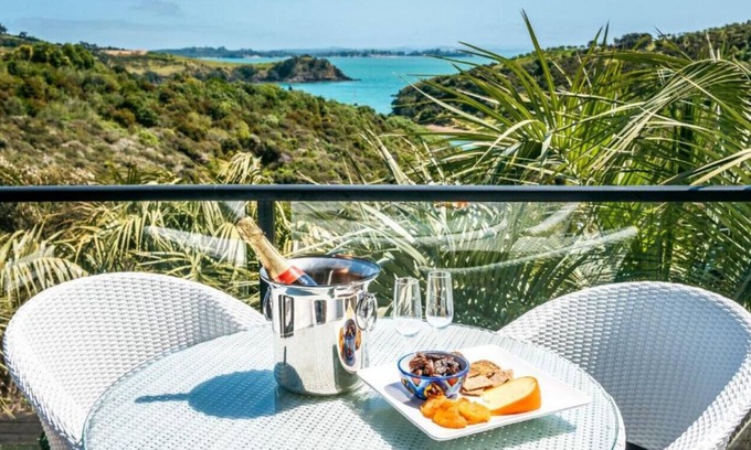 Matiatia Bay Apartment | Delamore Cove - Kauri - Waiheke Escapes