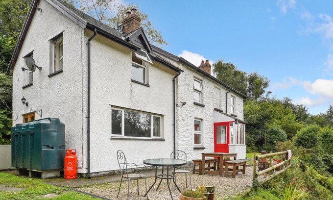 Glandyfi House | Delfryn, Goginan
