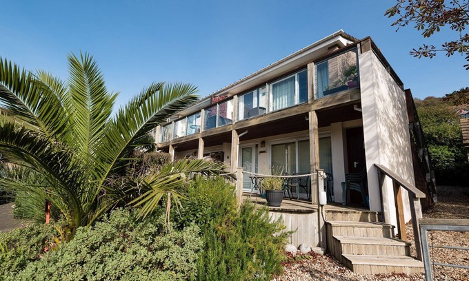 Downderry House | Delightful apartment for three guests close to the beach.