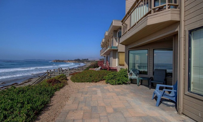 San Simeon Condo | Delightful Beachfront