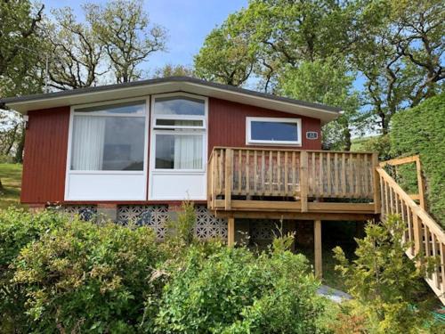 Tywyn Ski Chalet | Delightful Chalet Peaceful Site Near Aberdyfi