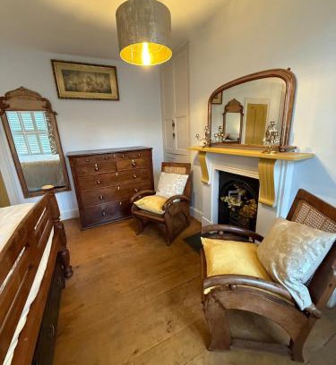 Millbrook House | Delightful Georgian terrace house