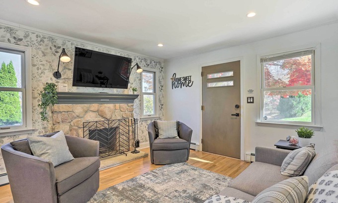 Highland Lakes House | Delightful Home w/Fire Pit, Walk to Lake!