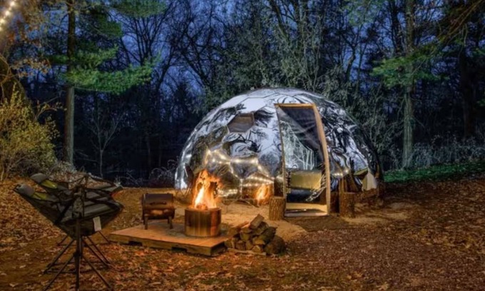 Wisconsin Dells Cabin | Dells Domes - Small Group Getaway 4 Glamping Domes