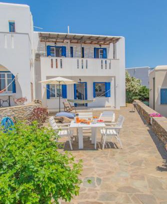 Gavrio House | Delmare Lovely family house with majestic Aegean view