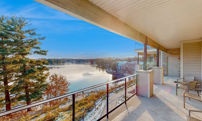 Lake Delton Hotel | Delton Grand Resort