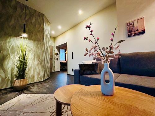 Altlandsberg Apartment | Deluxe Apartment im Grünen mit Balkon und Frühstück im Hotel Reindahls