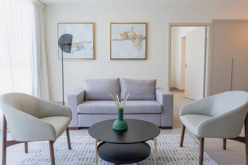 Costa del Este House | Deluxe Condo Suite 1BR with City View