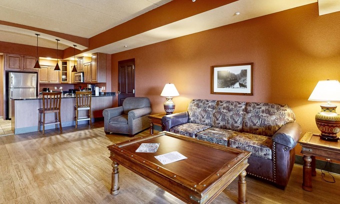 Wisconsin Dells Condo | Deluxe condo with in-room Jacuzzi, two fireplaces, & full kitchen