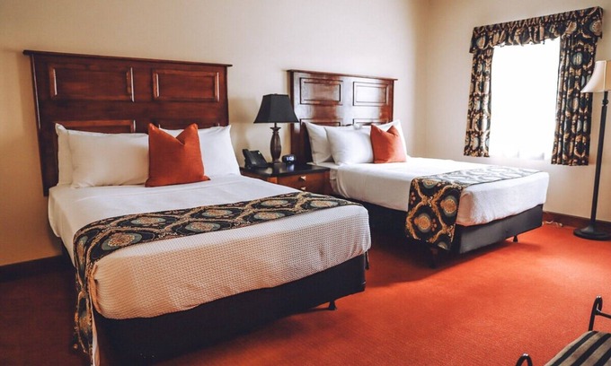 Milford House | Deluxe Double Room at Tom Quick Inn, Free Parking, Modern Comfort