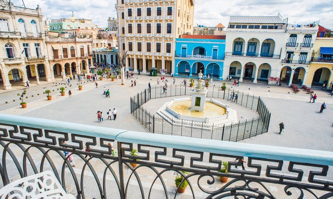 Old Havana House | Deluxe in Plaza Vieja - Executive Suite