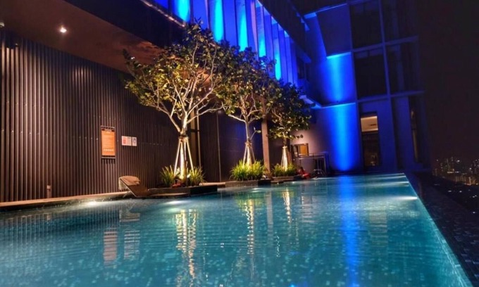 Titiwangsa Apartment | Deluxe King Suite with Garden View 13