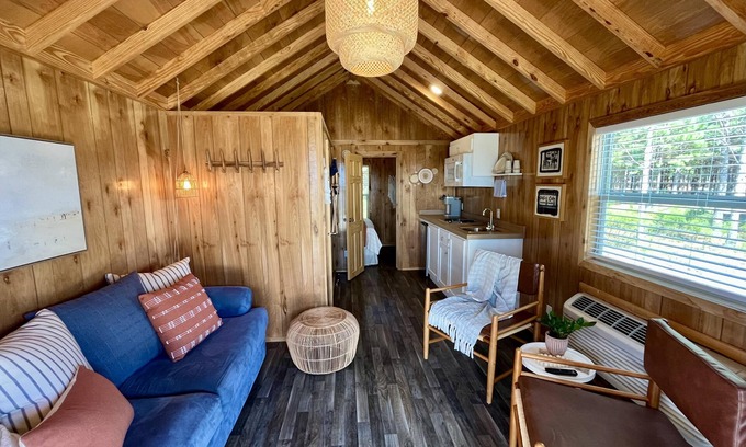 Bolivia RV Rental | Deluxe Private Bedroom Cabin - Private Bedroom Cabin