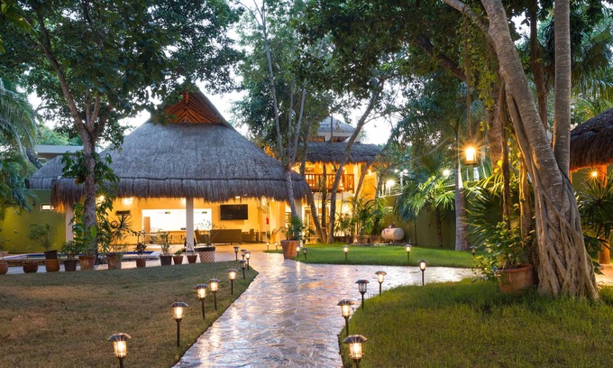 Cancun House | Deluxe Private Villa with Pool