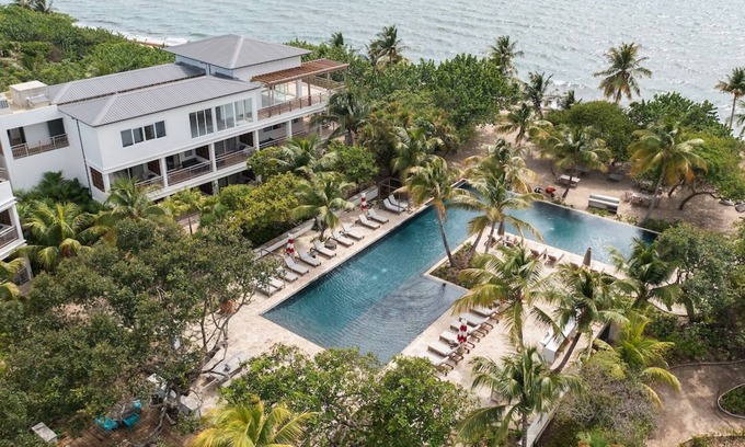 Plantation House | Deluxe Room at Itzana Resort