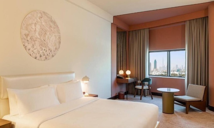 Garhoud Hotel | Deluxe Room Near Gigico Metro station By Luxury Bookings