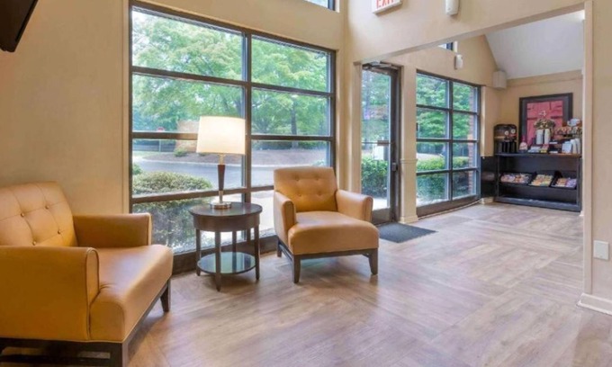 Cary Apartment | Deluxe Studio at Extended Stay Cary 4