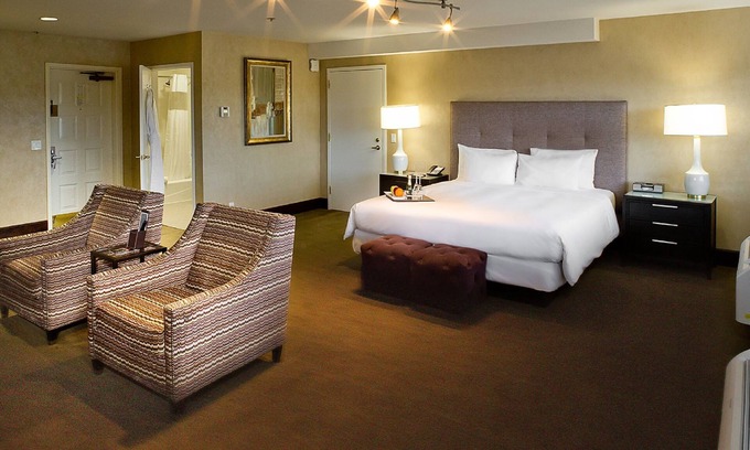 Cupertino Hotel | Deluxe Suite at Cupertino Hotel, Minutes to Computer History Museum!