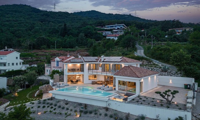 Bregi Villa | Deluxe Villa Dana with beautiful view