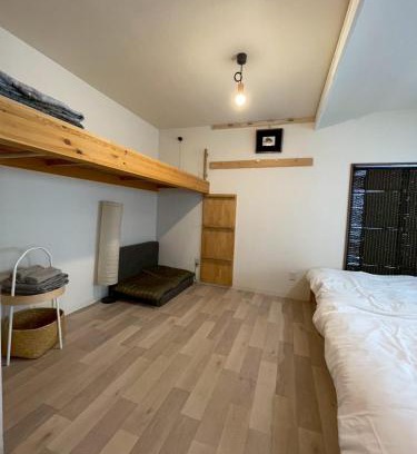Takanawa Apartment | Den 7