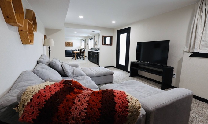 Southeast Apartment | Denver 2-bed basement with Wi-Fi , AC near mountains, airport, and downtown.
