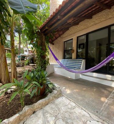 Playacar Fase I Apartment | Departamento a unos pasos de la playa